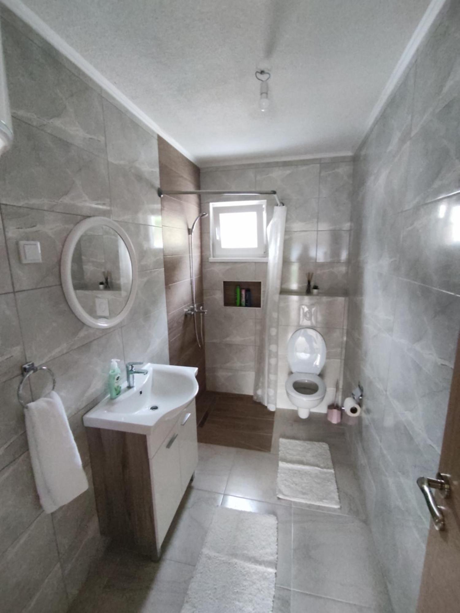 View Of The City - Studio Apartment Mostar Exterior photo